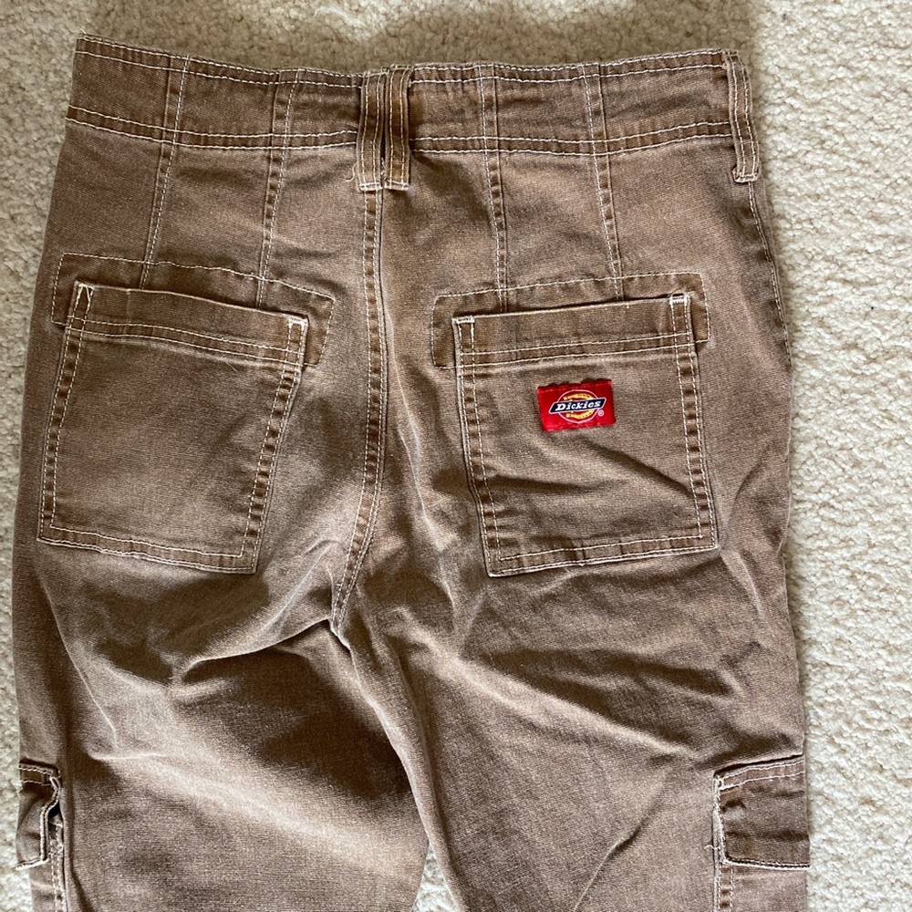These are size 24 dickies pants!!